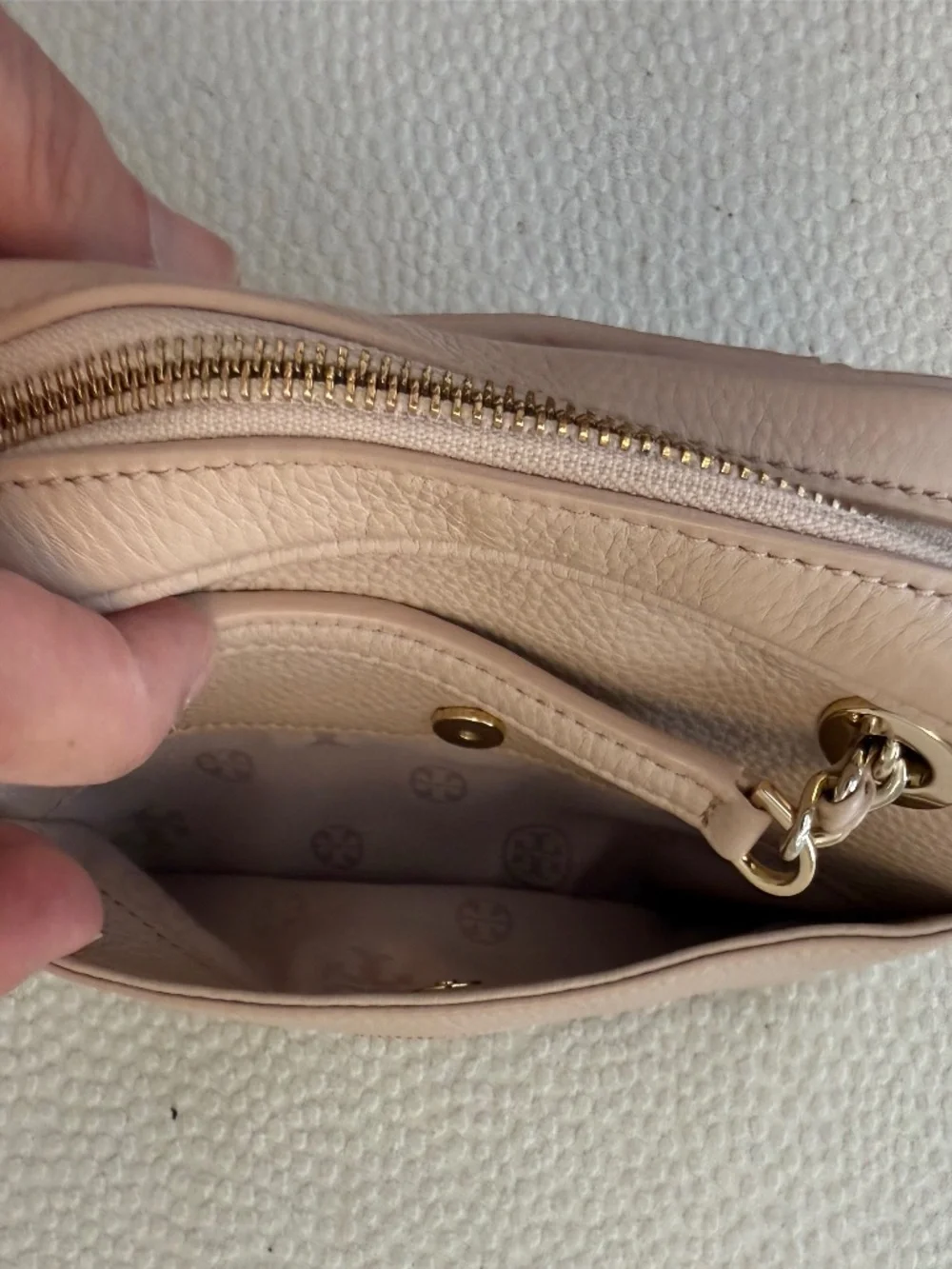 Tory Burch Bombé Chain Crossbody Bag Light Oak Blush Pink Leather